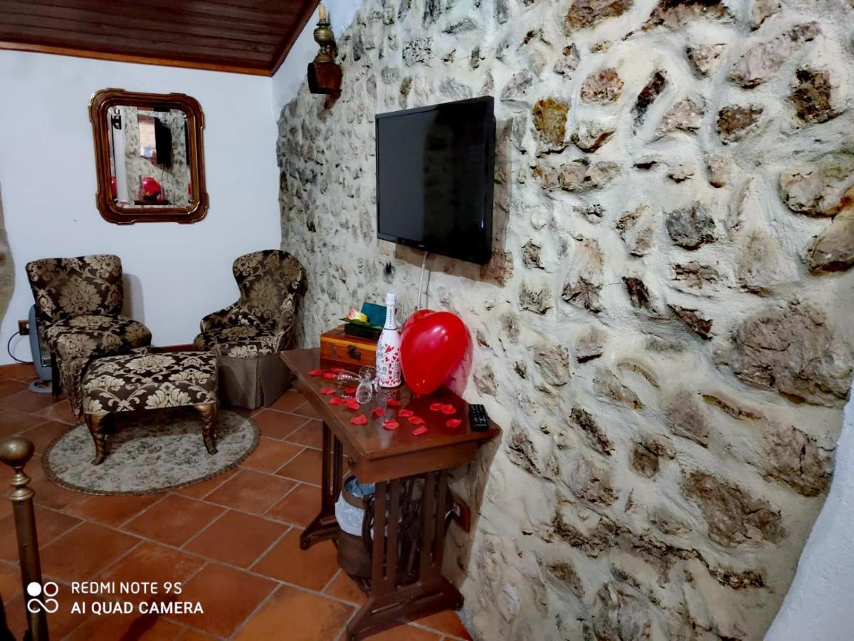 La Rupe Bed And Breakfast Norma Ngoại thất bức ảnh