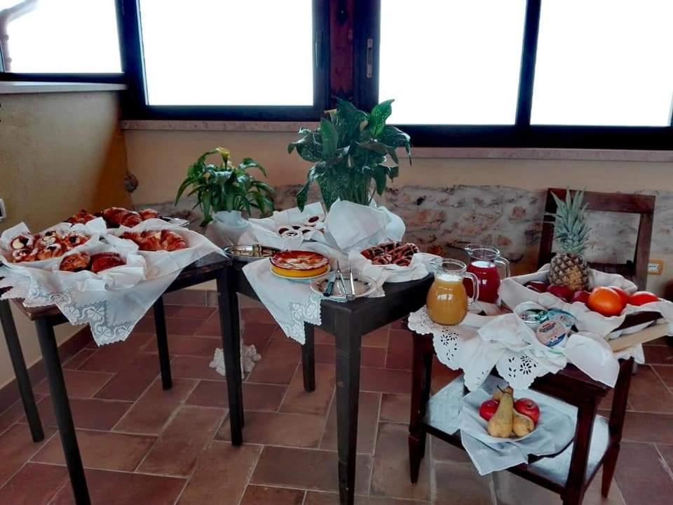 La Rupe Bed And Breakfast Norma Ngoại thất bức ảnh