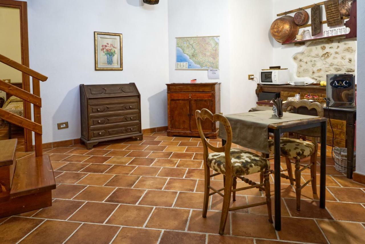 La Rupe Bed And Breakfast Norma Ngoại thất bức ảnh